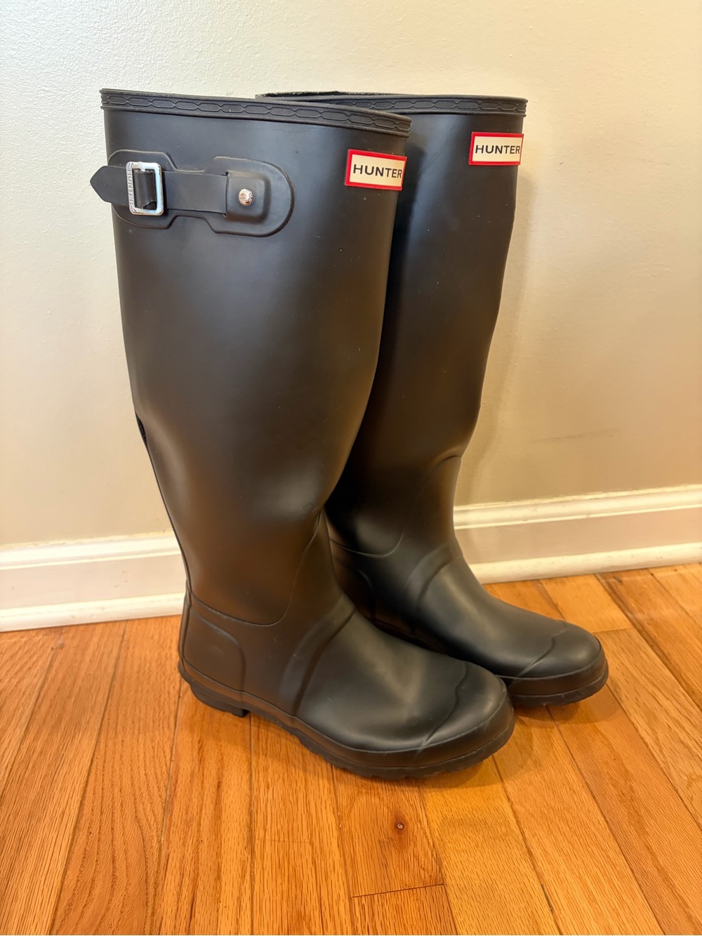 Hunter Original Tall Women’s Rain Boots Matte Black Signature Logo Adjustable